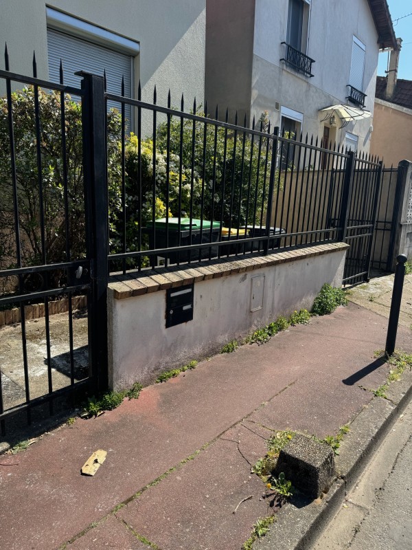 Ravalement de clôture et pignon avec peinture Guittet à Saint-Maur-des-Fossés (94)
